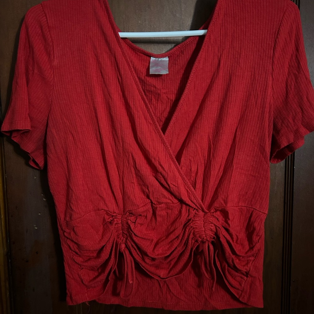 No Boundaries Red Ruched V-Neck Blouse